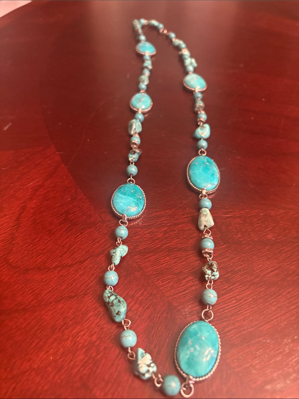 Vintage 36” Howlite Beaded Necklace w/ lobster claw clasp